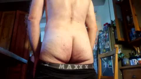 Snapshot of letsrockon chatting on December 17, 3:56 am Lets Rock online show from December 17, 3:56 am