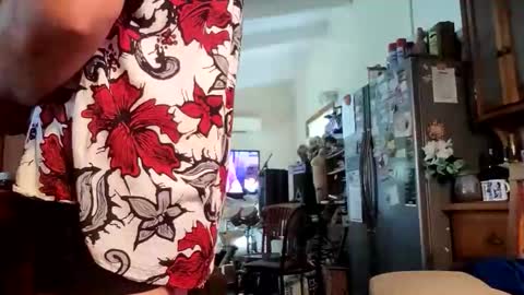 Snapshot of letsrockon chatting on December 20, 4:41 am Lets Rock online show from December 20, 4:41 am