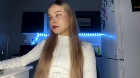 Snapshot of lettieharkin chatting on April 27, 3:21 pm Kate online show from April 27, 3:21 pm