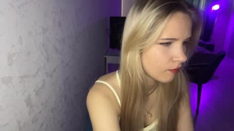 Snapshot of lettieharkin chatting on May 22, 1:17 pm Kate online show from May 22, 1:17 pm