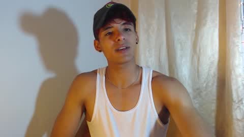 i  am lewis ly EDUARDO MEMDOZA15 online show from February 27, 3:34 pm