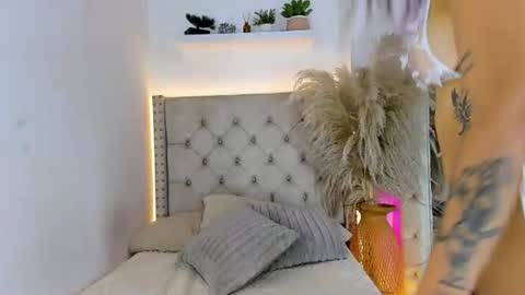 lexi__palmer online show from June 16, 11:57 am