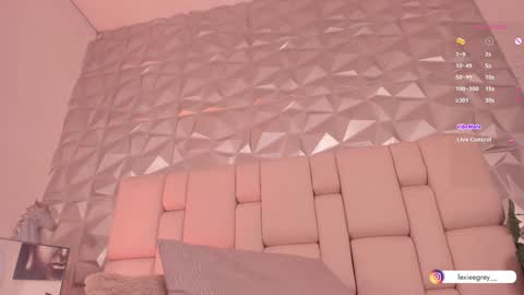 Lexie  online show from January 28, 3:14 pm