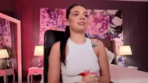 Lexi online show from June 25, 5:23 am