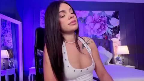 Lexi online show from July 7, 7:23 am