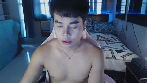 Alex online show from April 19, 7:51 am