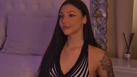 LexyBanks online show from February 12, 8:20 am