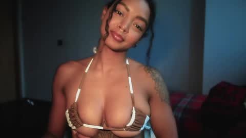 LEXY - Independent account online show from May 14, 12:12 pm