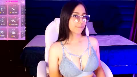 Snapshot of lexyblaze_ chatting on June 29, 11:10 am lexyblaze_ online show from June 29, 11:10 am