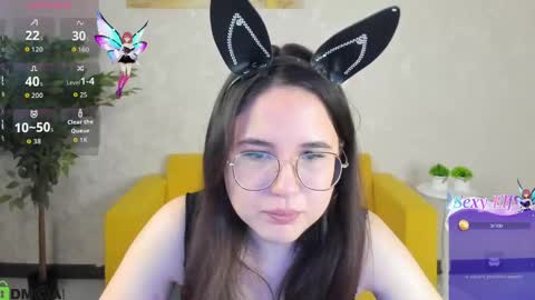 leylamirage online show from April 15, 1:18 pm