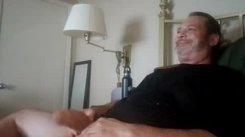 Snapshot of lgck12in chatting on June 24, 4:33 am C2bme online show from June 24, 4:33 am