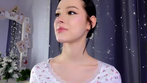 Lia  online show from January 22, 10:40 am