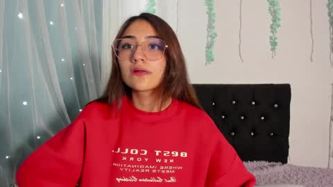 Liah  online show from May 30, 5:32 pm