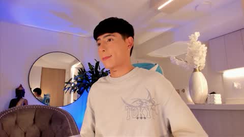 Liam online show from March 1, 3:52 am