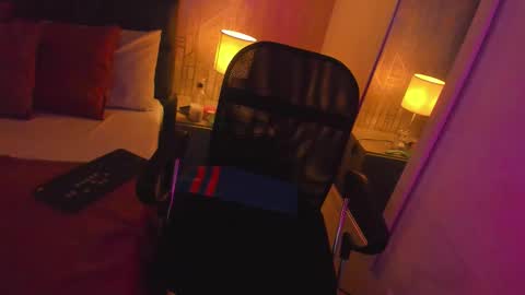 Snapshot of liam_adamms chatting on February 27, 8:53 pm Liam Adamms online show from February 27, 8:53 pm