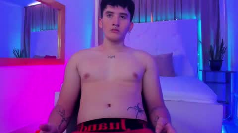 liam_conorr online show from December 13, 2:16 pm