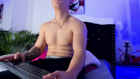 Call me Lian online show from April 19, 1:10 pm