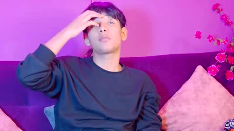 Liam online show from February 7, 7:50 pm