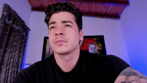 liamwyatt_ online show from May 2, 3:44 am