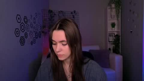 Li online show from March 20, 10:20 am