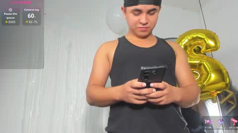 lianfox_ online show from June 16, 1:25 pm