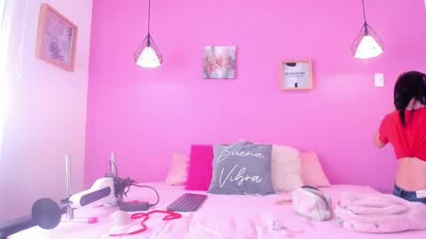 liapinket online show from April 26, 12:36 pm