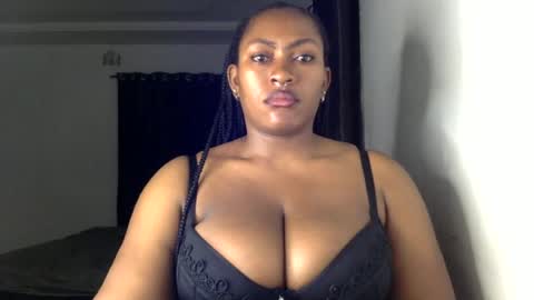 Snapshot of lick_my_pussyyy226651 chatting on June 17, 5:43 am caira online show from June 17, 5:43 am