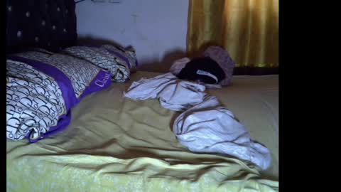 lickmefuckmex online show from April 9, 8:42 am