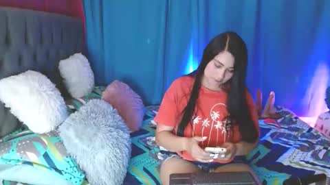 Isa online show from April 9, 5:40 pm