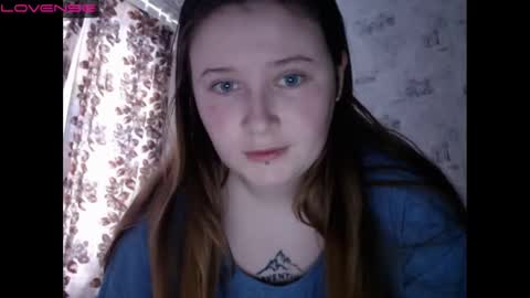 light_lunaa online show from December 5, 6:32 am