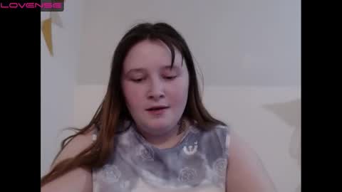 light_lunaa online show from January 8, 11:54 am