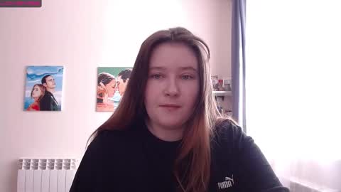 light_lunaa online show from March 8, 3:50 am