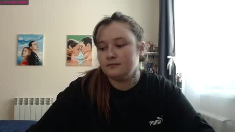 light_lunaa online show from March 8, 9:39 am