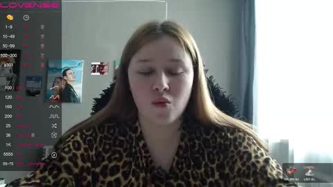 light_lunaa online show from March 8, 10:41 am