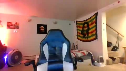 lightskinned666 online show from May 8, 5:07 pm