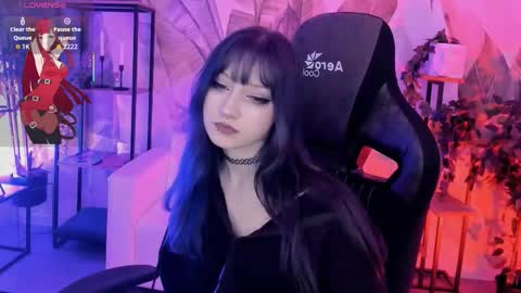 Snapshot of lii_luu chatting on December 14, 12:43 pm LiLu online show from December 14, 12:43 pm