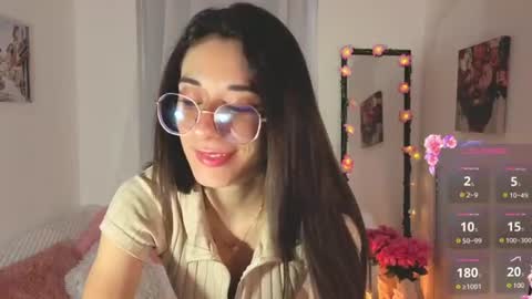 Snapshot of liiaa__7 chatting on July 18, 10:35 pm liiaa online show from July 18, 10:35 pm