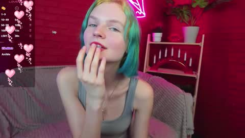 Snapshot of lika_sky chatting on February 18, 4:25 pm lika_sky online show from February 18, 4:25 pm