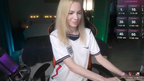 Ilona 3 OF  online show from June 17, 7:55 am