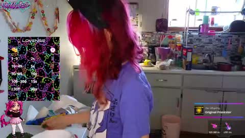 LikeMyAshe online show from June 4, 11:22 pm