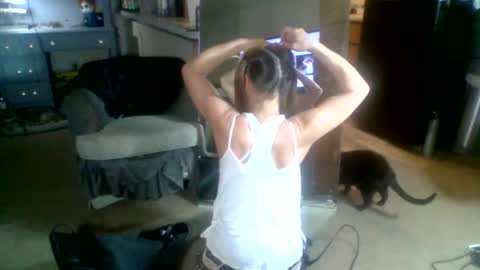 likerightnow online show from March 27, 11:15 pm