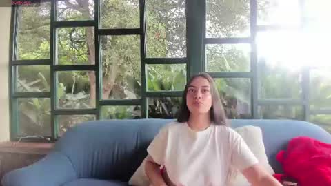 Lil Auroa  online show from July 2, 3:40 pm