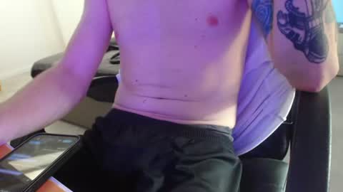 lil_j_ online show from August 1, 10:36 am