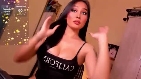 Miss Lily online show from January 10, 8:43 pm