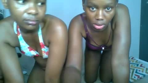 lil_meg online show from February 5, 11:42 pm