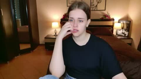 LilaSparkling online show from August 4, 4:37 am