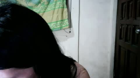 Im Rain online show from April 5, 1:19 pm