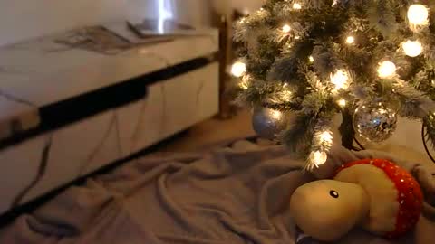 Rebecca online show from January 9, 8:32 pm