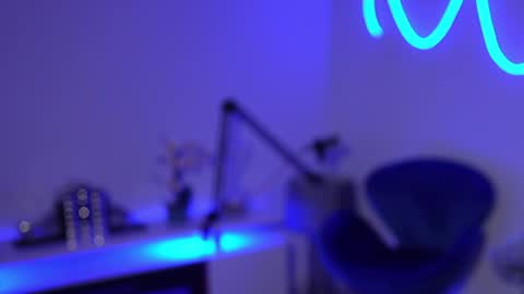 Rebecca online show from May 31, 2:53 am