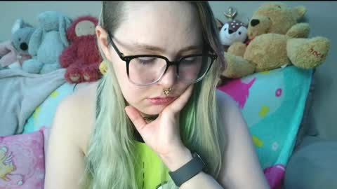 emily ryanson online show from March 30, 10:11 pm